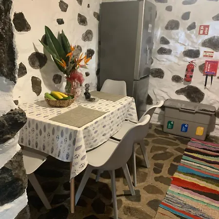 Waves Song - Alpehytte Porto Moniz